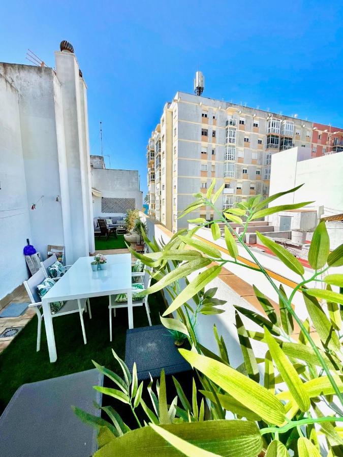 Gatu Premium Atico Caleta , Preferente Mayores De 25 Anos Y Familias Cadiz Dış mekan fotoğraf